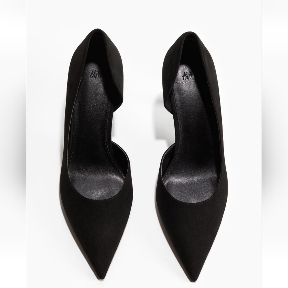 H&M Women’s Pumps Black Covered Heels new with tag